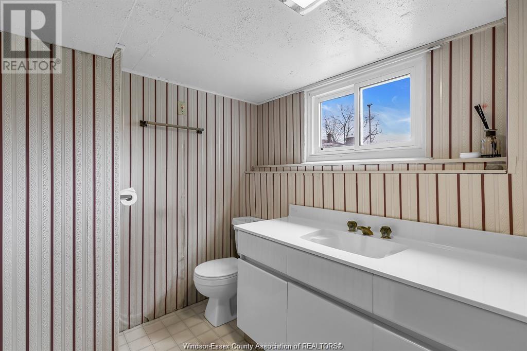 Photo 20 of 3850 Harcourt, Windsor ON