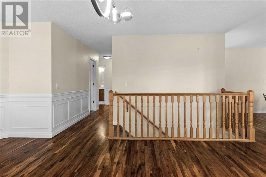 Single Family House Bungalow for Sale in  Douglasbank Drive SE Douglasdale/Glen Calgary 