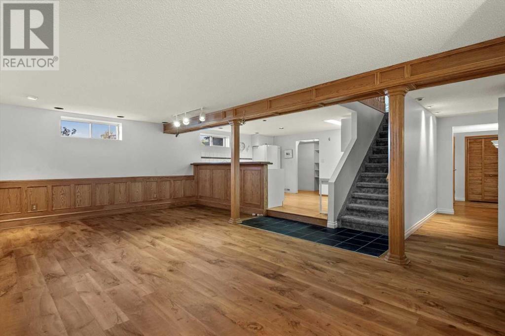Single Family House Bungalow for Sale in  Douglasbank Drive SE Douglasdale/Glen Calgary 