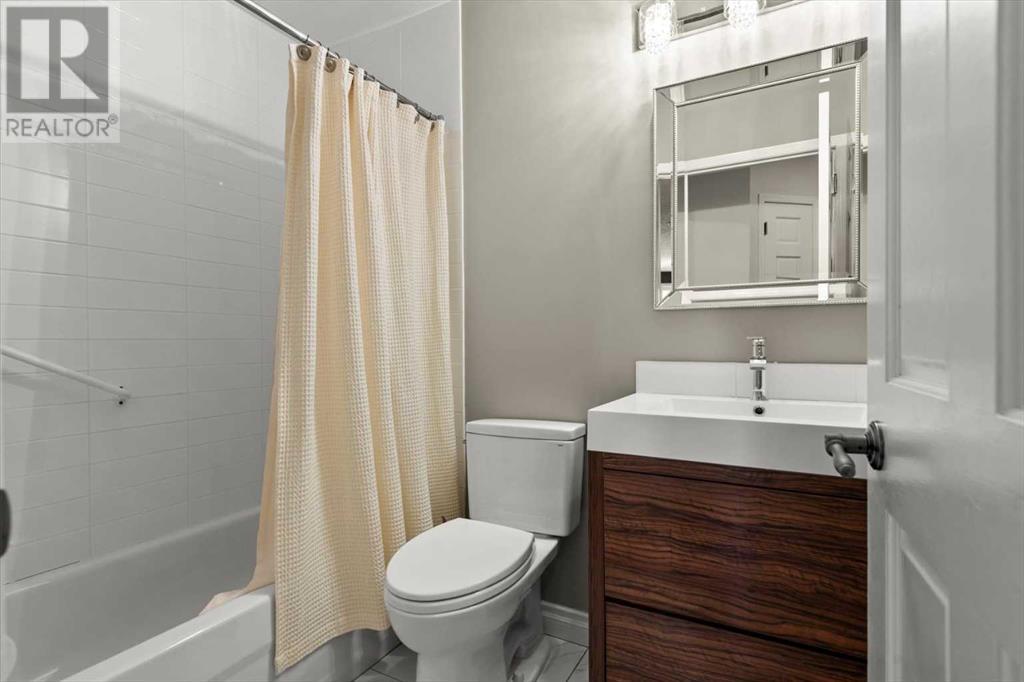 Single Family House Bungalow for Sale in  Douglasbank Drive SE Douglasdale/Glen Calgary 