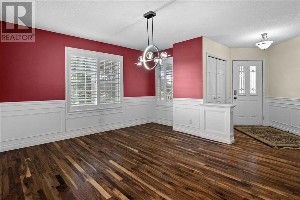 Single Family House Bungalow for Sale in  Douglasbank Drive SE Douglasdale/Glen Calgary 