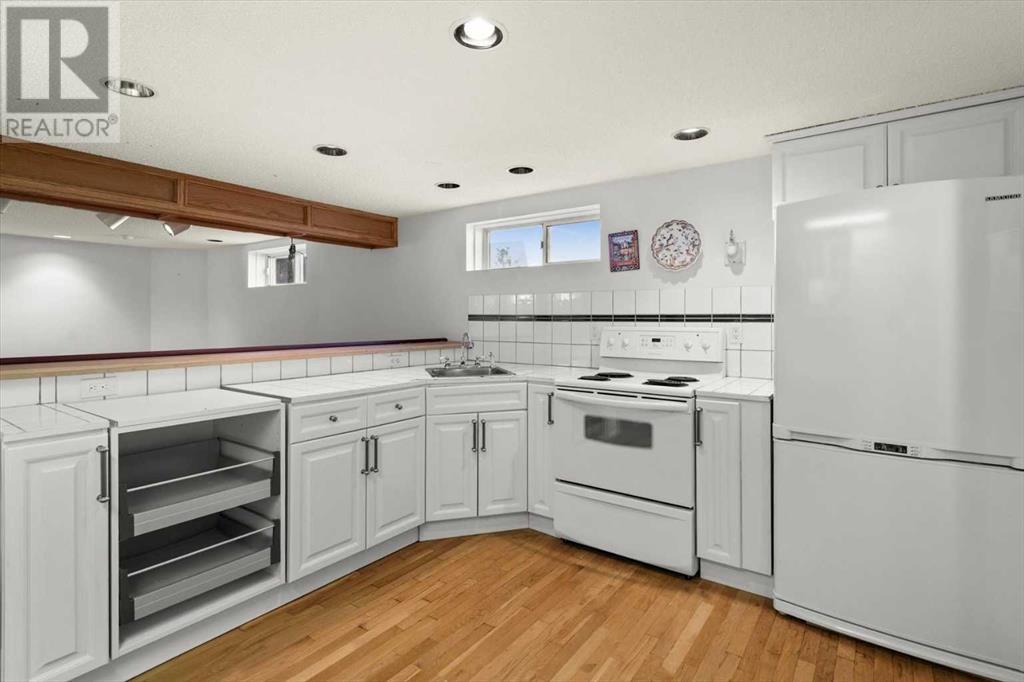Single Family House Bungalow for Sale in  Douglasbank Drive SE Douglasdale/Glen Calgary 