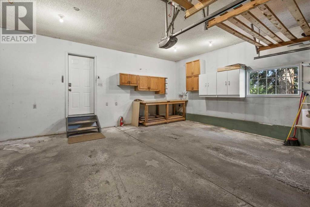 Single Family House Bungalow for Sale in  Douglasbank Drive SE Douglasdale/Glen Calgary 