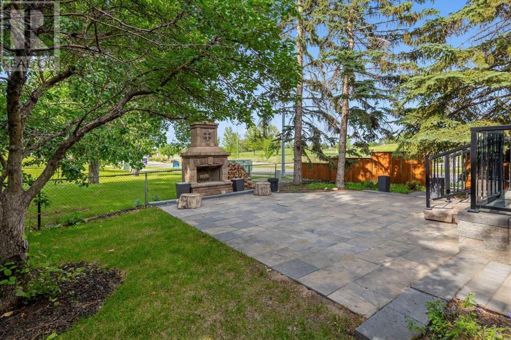Single Family House Bungalow for Sale in  Douglasbank Drive SE Douglasdale/Glen Calgary 