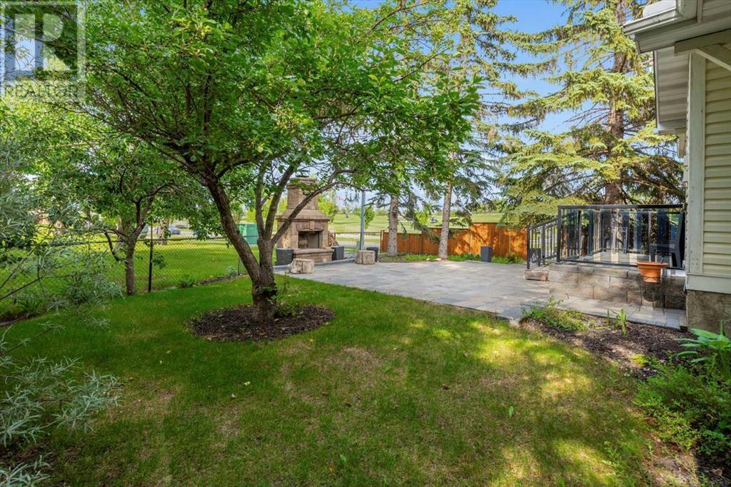 Single Family House Bungalow for Sale in  Douglasbank Drive SE Douglasdale/Glen Calgary 