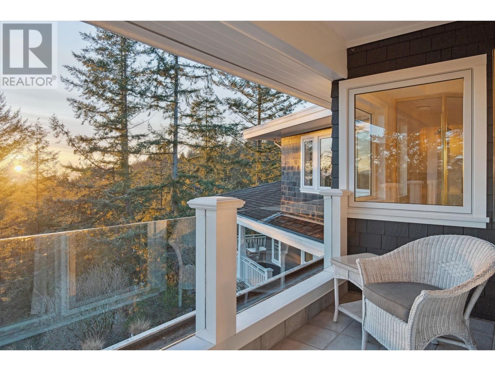 4668 HEADLAND DRIVE, West Vancouver