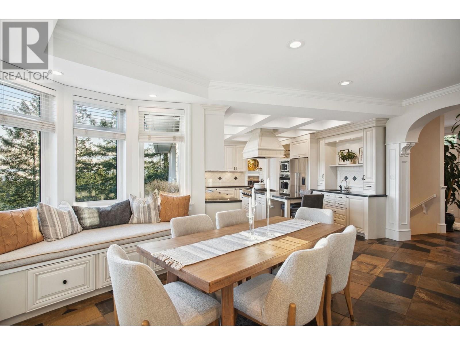4668 HEADLAND DRIVE, West Vancouver