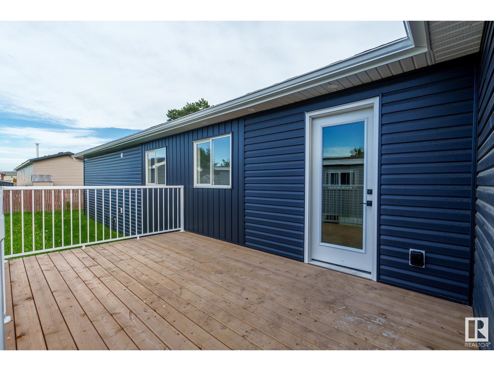 Photo 21 of 1431 Lakewood Cres, Sherwood Park AB