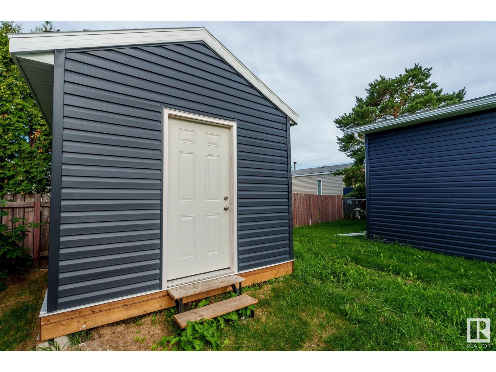 Photo 19 of 1431 Lakewood Cres, Sherwood Park AB