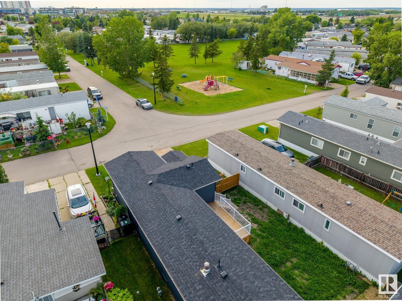 Photo 26 of 1431 Lakewood Cres, Sherwood Park AB