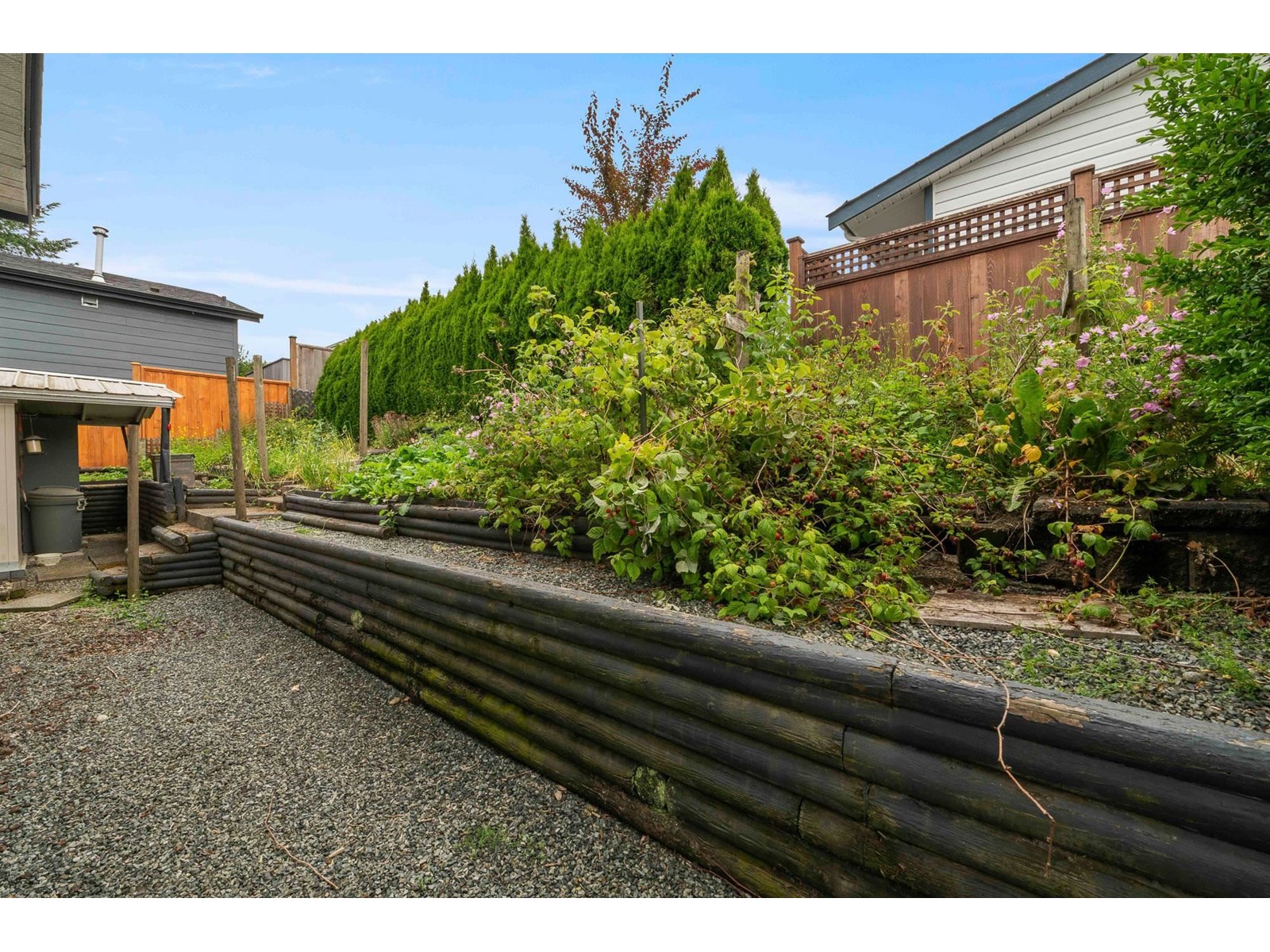 13 27111 0 AVENUE, Langley