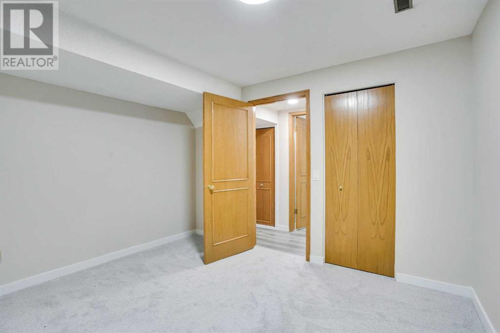 Single Family House for Sale in  Del Monica Place NE Monterey Park Calgary 