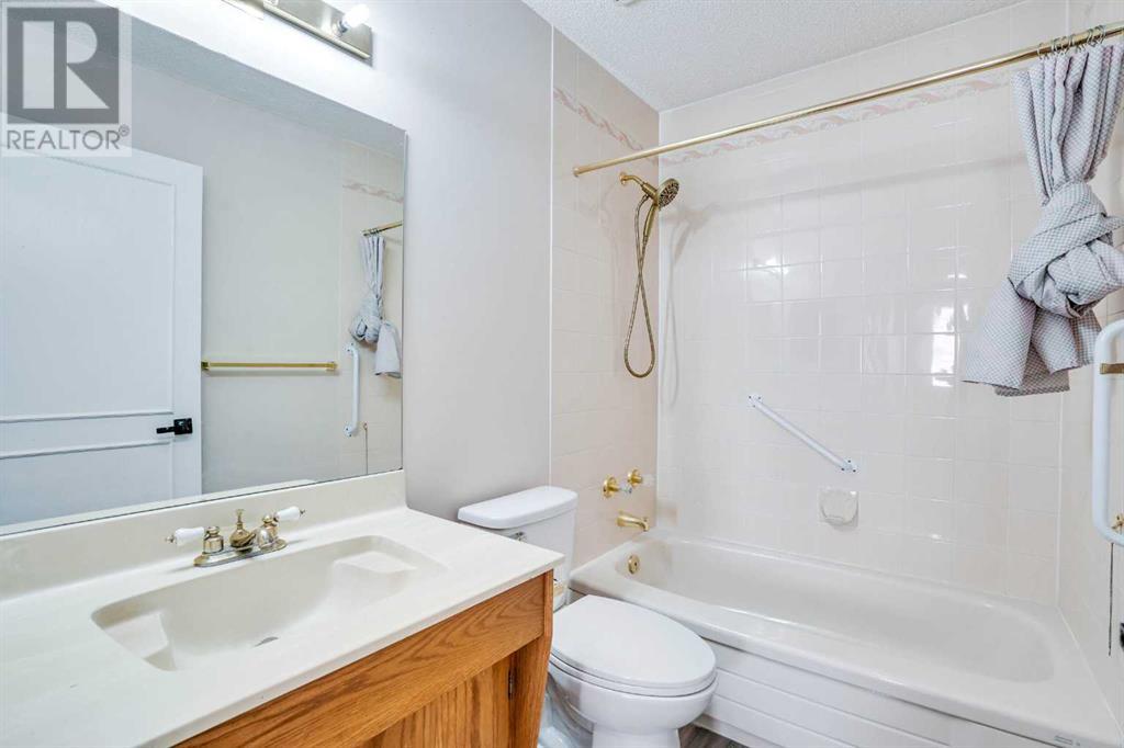 Single Family House for Sale in  Del Monica Place NE Monterey Park Calgary 