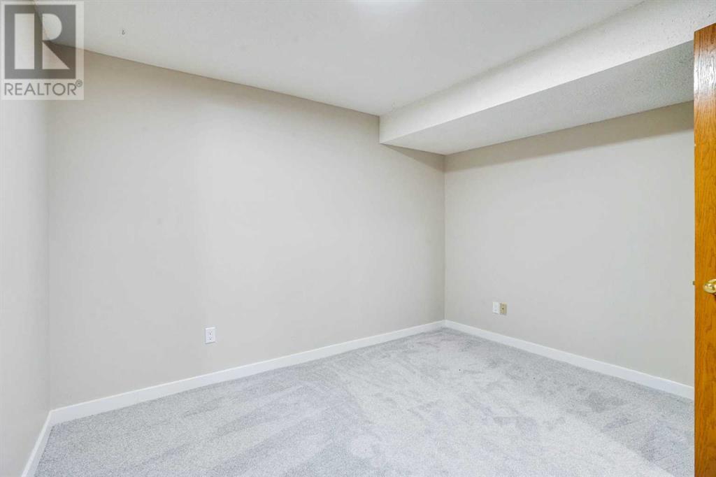 Single Family House for Sale in  Del Monica Place NE Monterey Park Calgary 