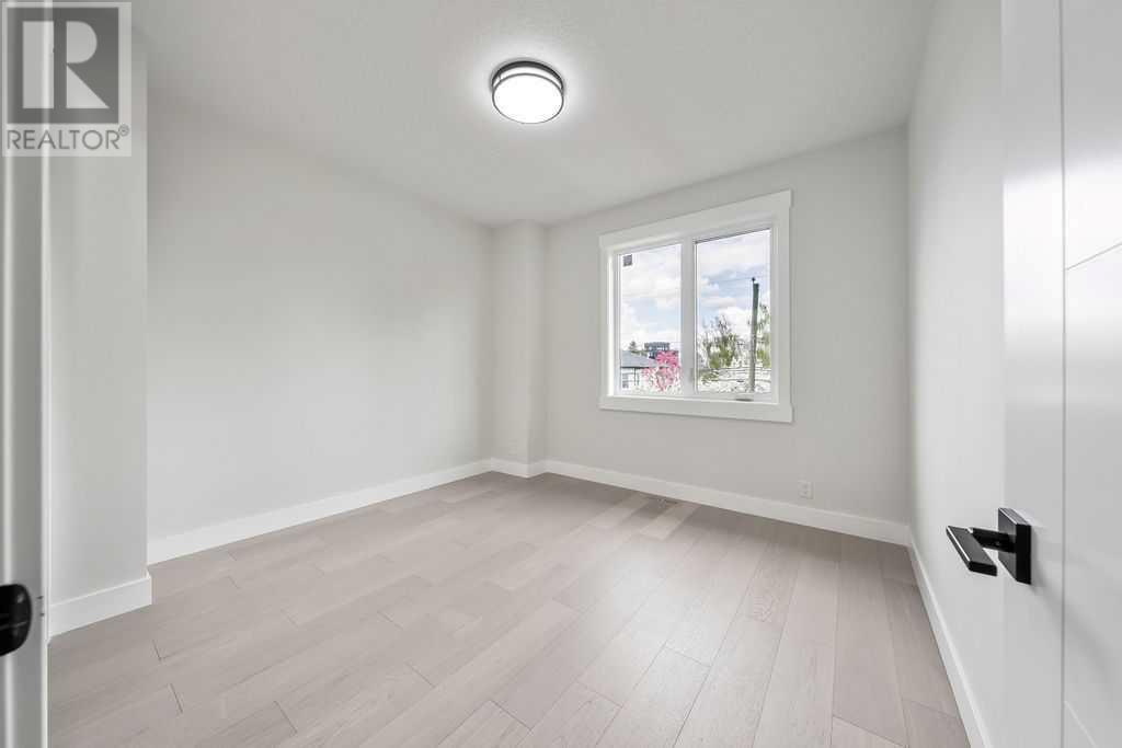 Single Family House for Sale in   Street NW Banff Trail Calgary 