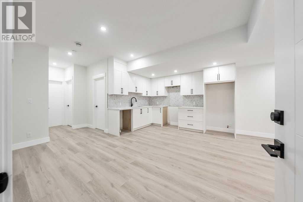 Single Family House for Sale in   Street NW Banff Trail Calgary 