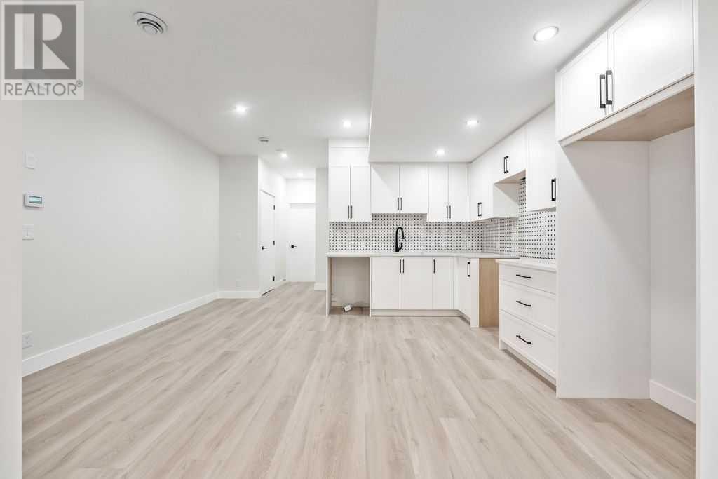 Single Family House for Sale in   Street NW Banff Trail Calgary 