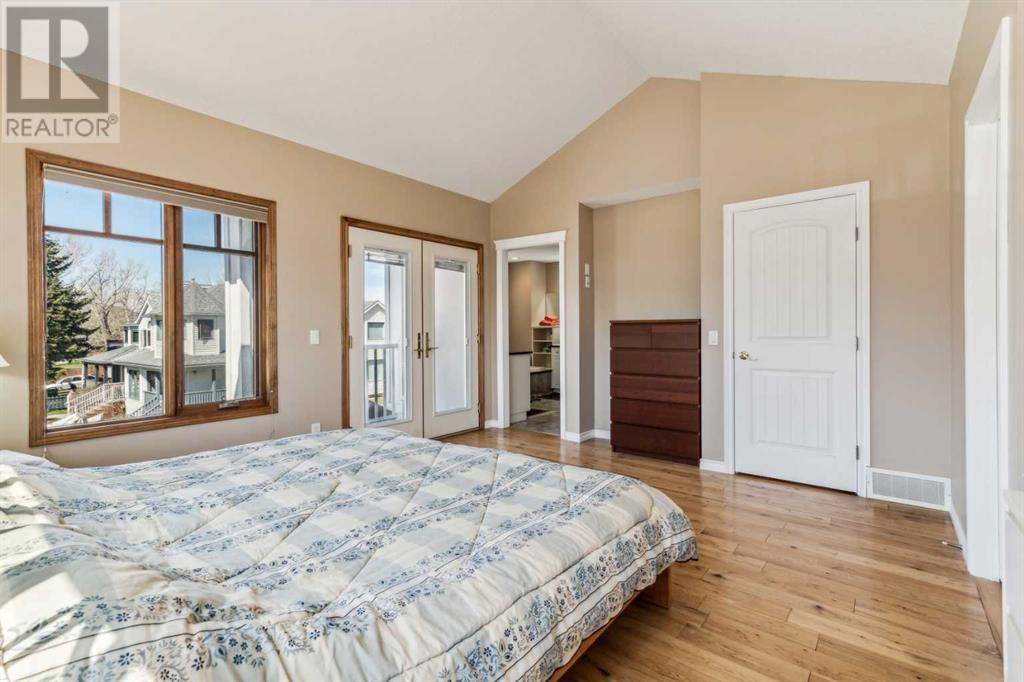 Single Family House for Sale in  Montgomery Avenue NW Montgomery Calgary 