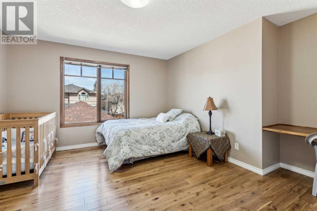 Single Family House for Sale in  Montgomery Avenue NW Montgomery Calgary 