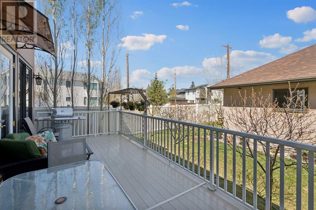 Single Family House for Sale in  Montgomery Avenue NW Montgomery Calgary 