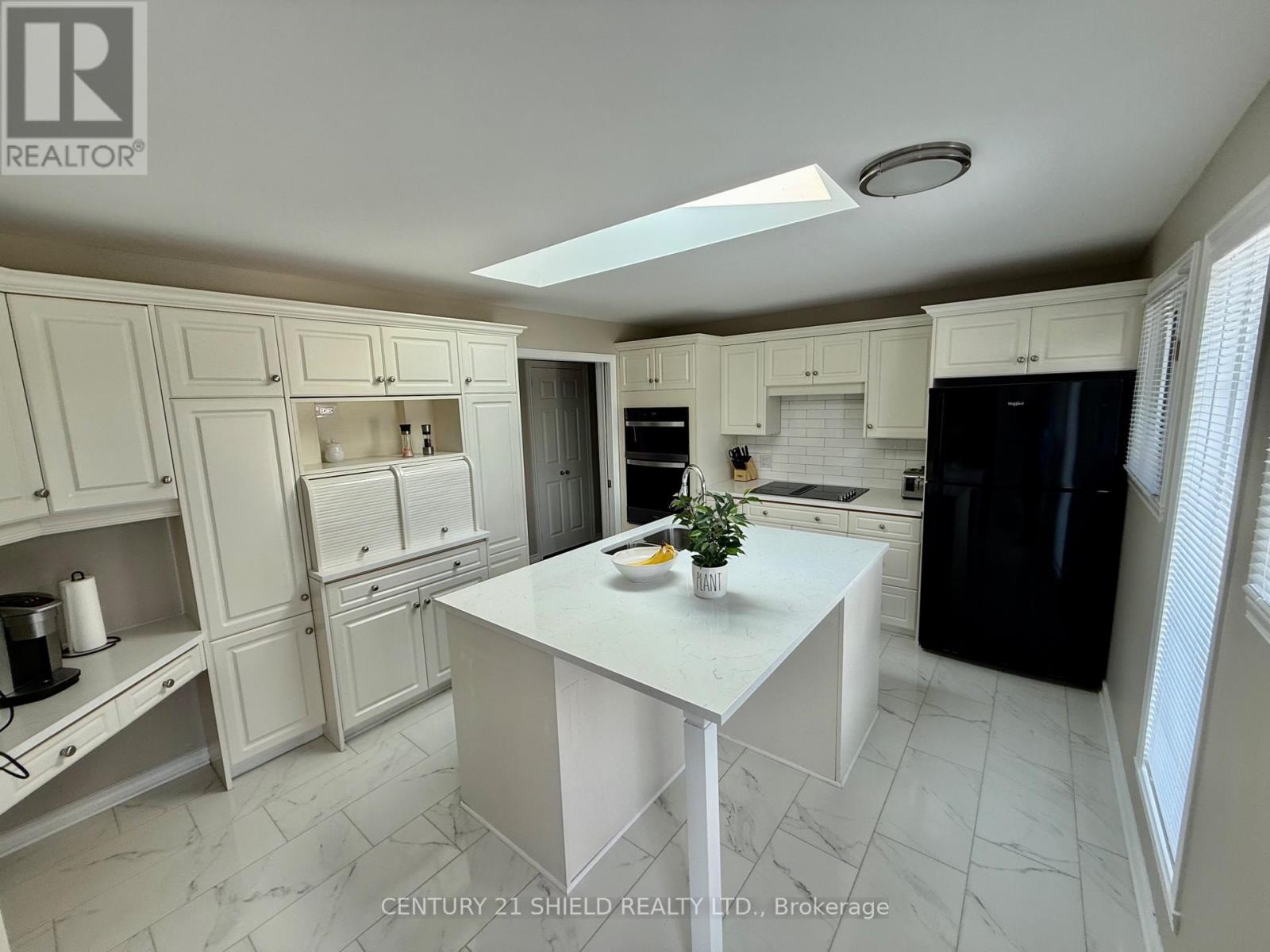 Photo 19 of 910 Tollgate Road W, Cornwall ON