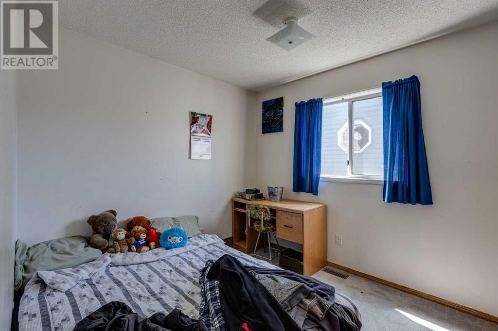 Single Family House 4 Level for Sale in  Covington Road NE Coventry Hills Calgary 