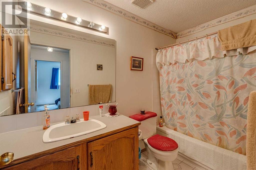 Single Family House 4 Level for Sale in  Covington Road NE Coventry Hills Calgary 