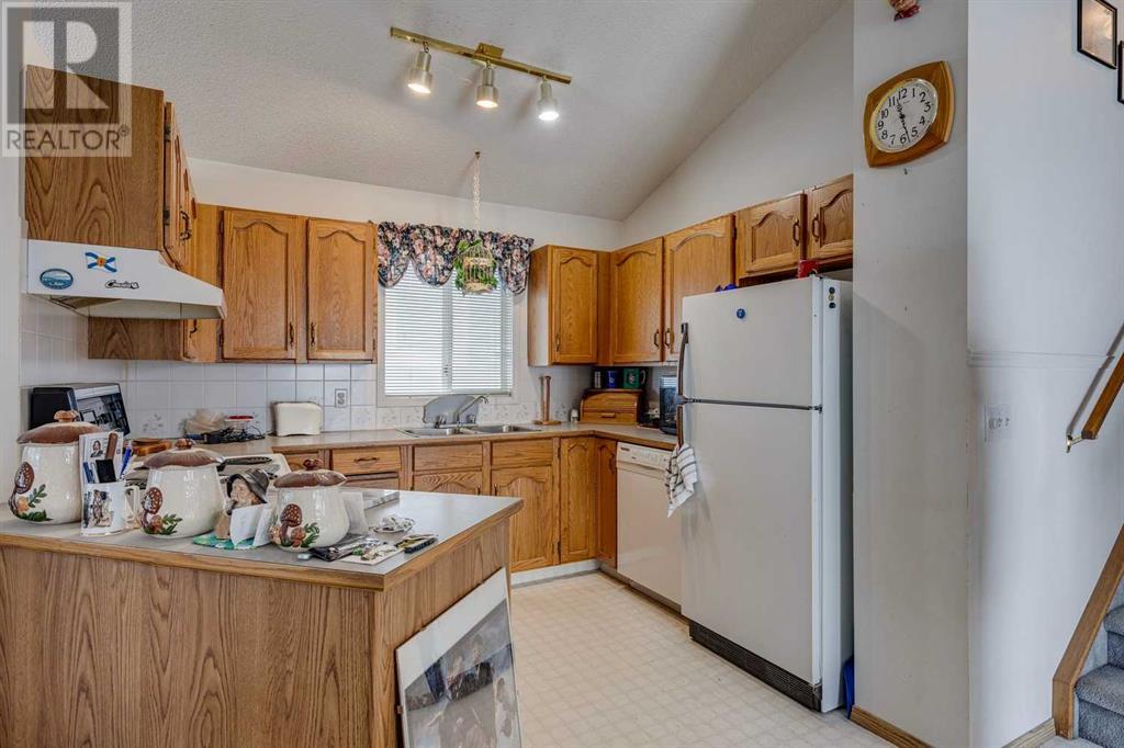 Single Family House 4 Level for Sale in  Covington Road NE Coventry Hills Calgary 