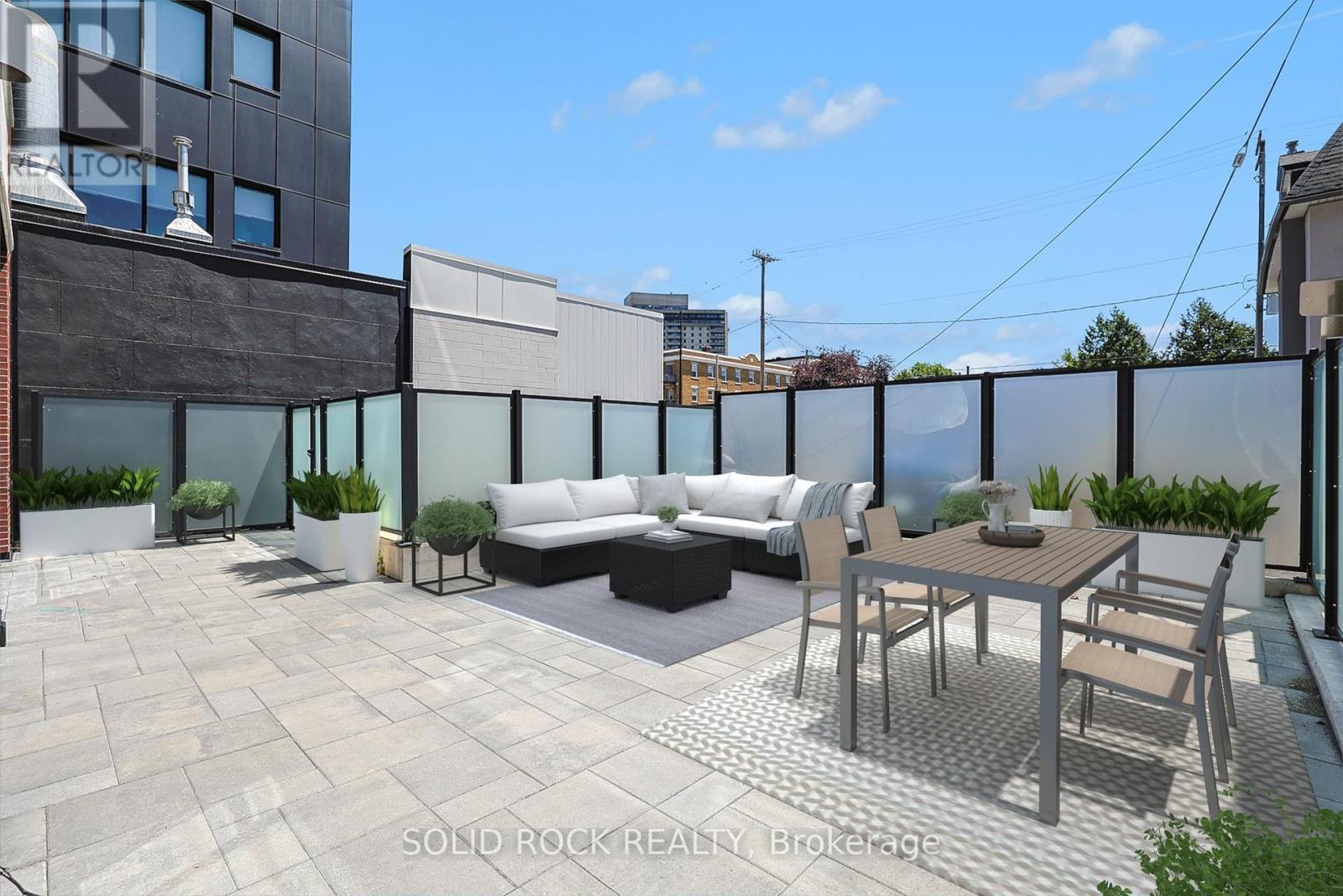 LARGE Private Terrace!