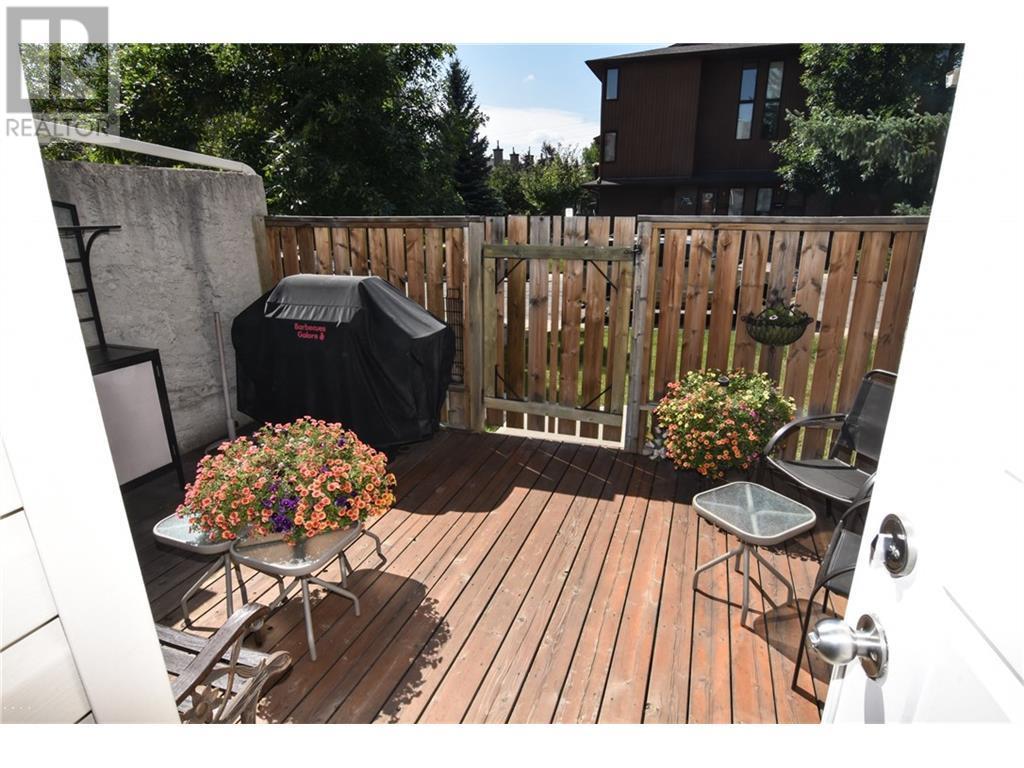 Single Family House for Sale in   Glamis Green SW Glamorgan Calgary 