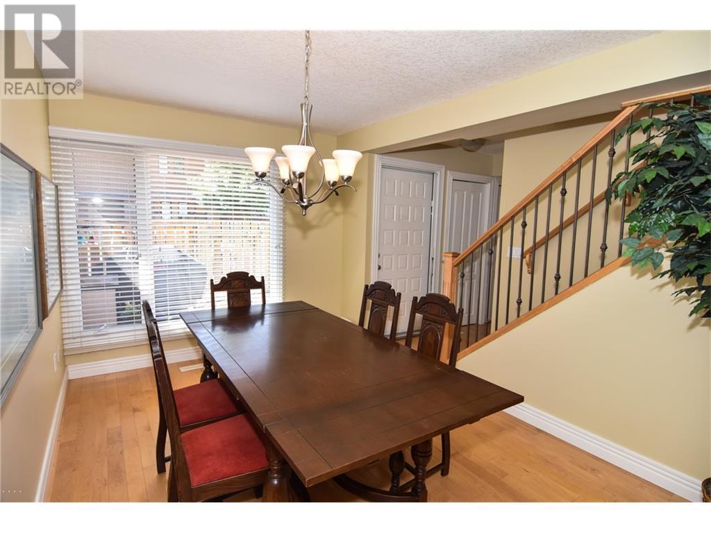 Single Family House for Sale in   Glamis Green SW Glamorgan Calgary 