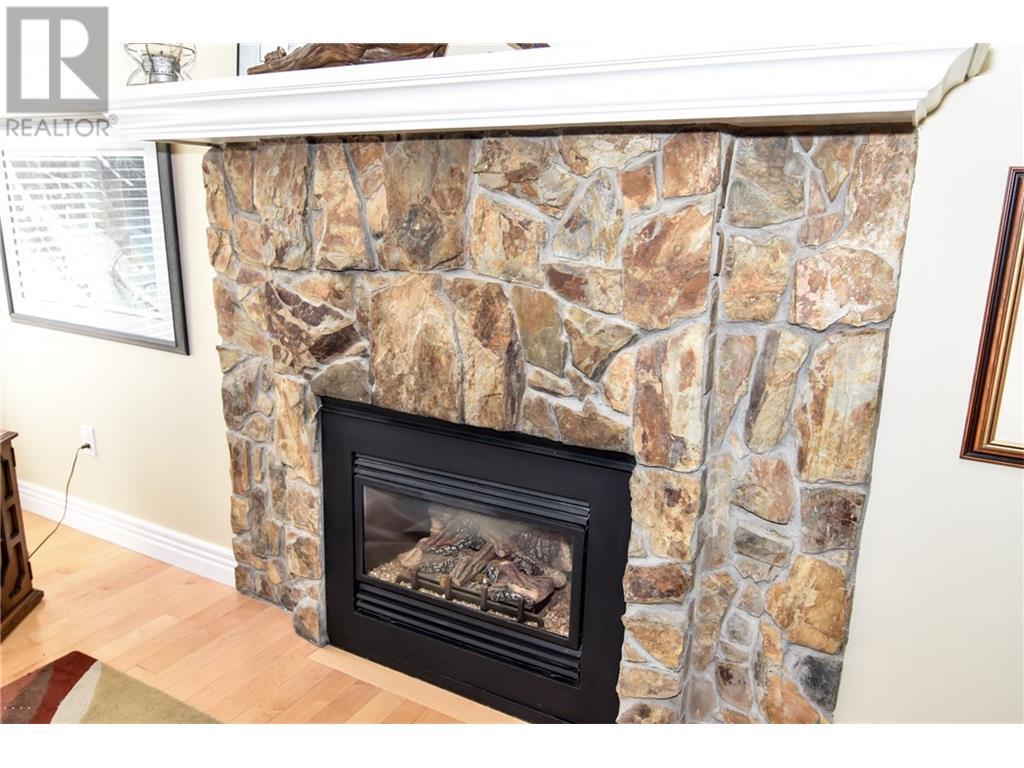 Single Family House for Sale in   Glamis Green SW Glamorgan Calgary 