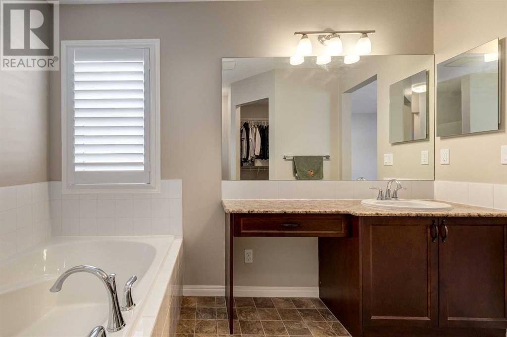 70 Silverado Skies Crescent SW, Calgary, Alberta