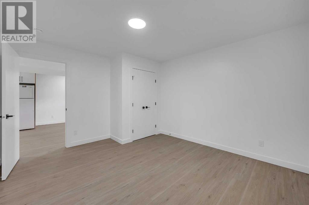 Single Family House Bi-level for Sale in  Los Alamos Place NE Monterey Park Calgary 