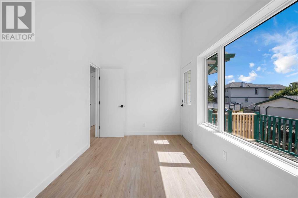 Single Family House Bi-level for Sale in  Los Alamos Place NE Monterey Park Calgary 