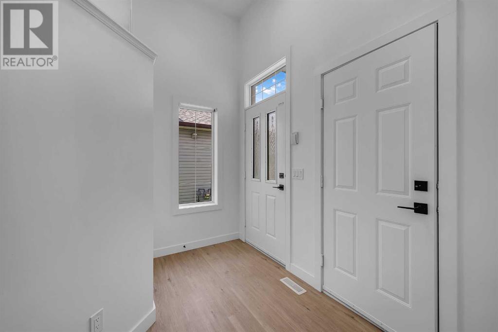 Single Family House Bi-level for Sale in  Los Alamos Place NE Monterey Park Calgary 