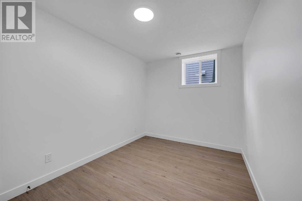 Single Family House Bi-level for Sale in  Los Alamos Place NE Monterey Park Calgary 