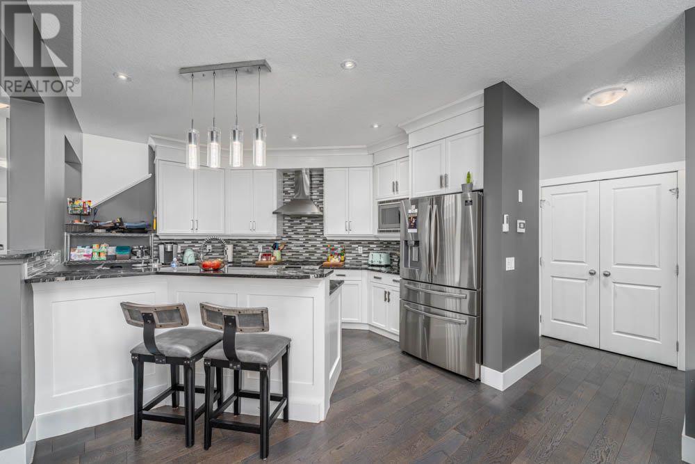 Single Family House for Sale in C Silvergrove Place NW Silver Springs Calgary 