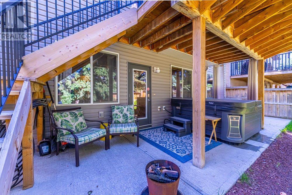 Single Family House for Sale in C Silvergrove Place NW Silver Springs Calgary 