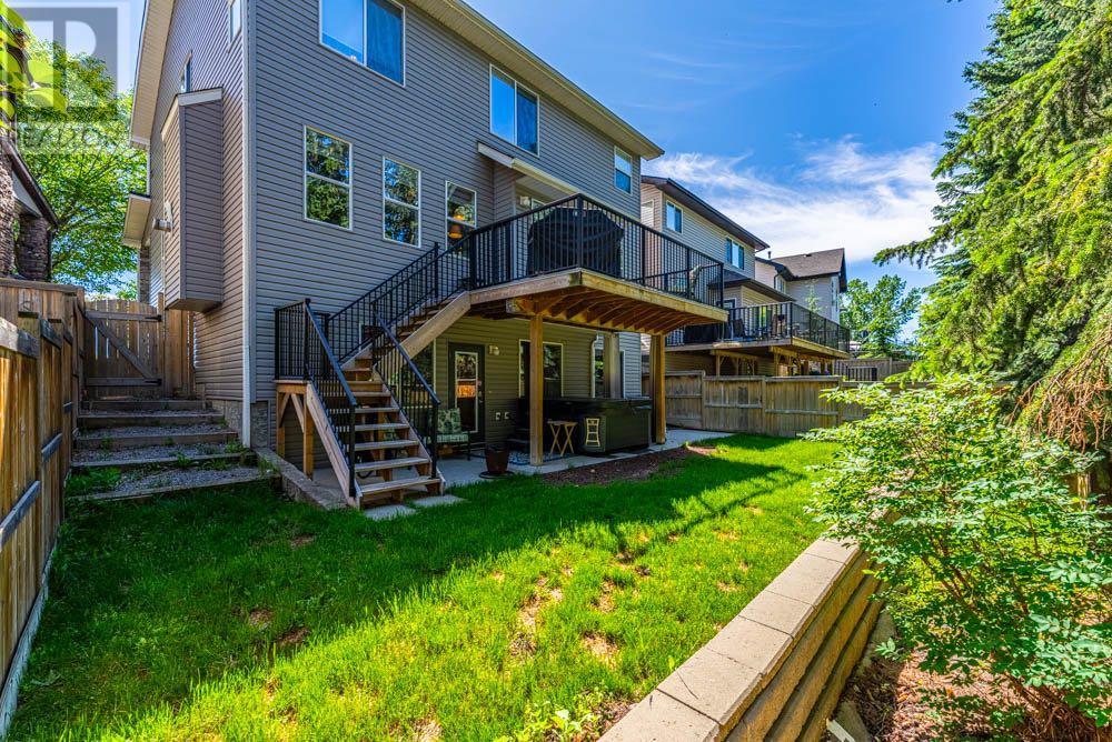 Single Family House for Sale in C Silvergrove Place NW Silver Springs Calgary 