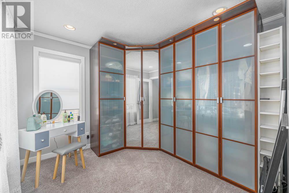 Single Family House for Sale in C Silvergrove Place NW Silver Springs Calgary 