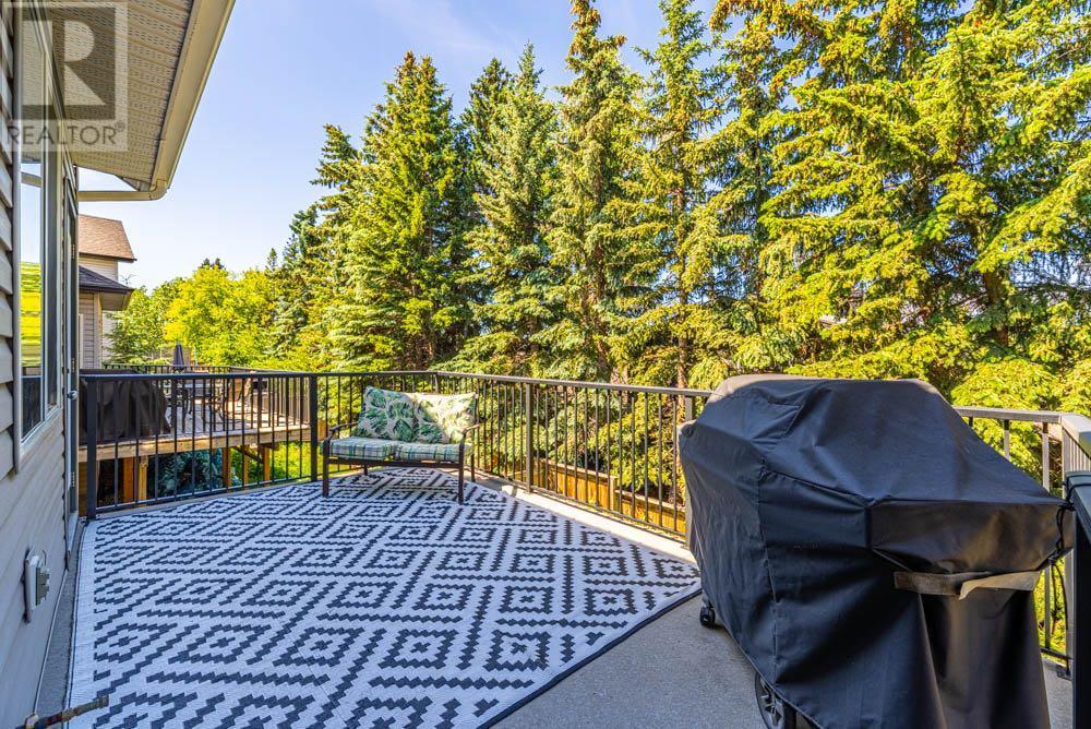 Single Family House for Sale in C Silvergrove Place NW Silver Springs Calgary 
