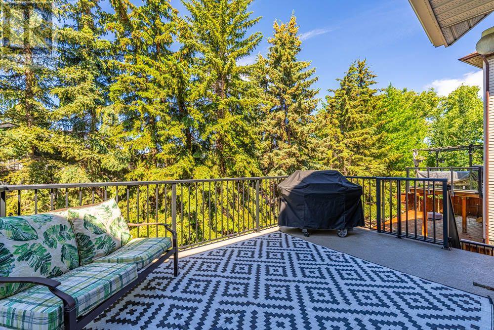 Single Family House for Sale in C Silvergrove Place NW Silver Springs Calgary 