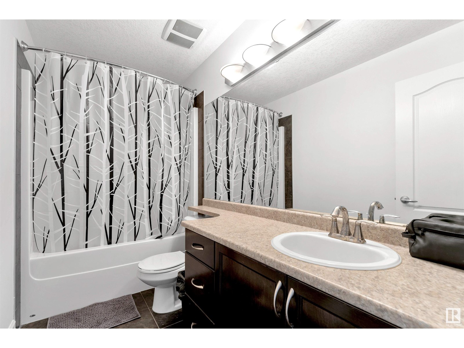 Photo 37 of 1115 61 St Sw, Edmonton AB