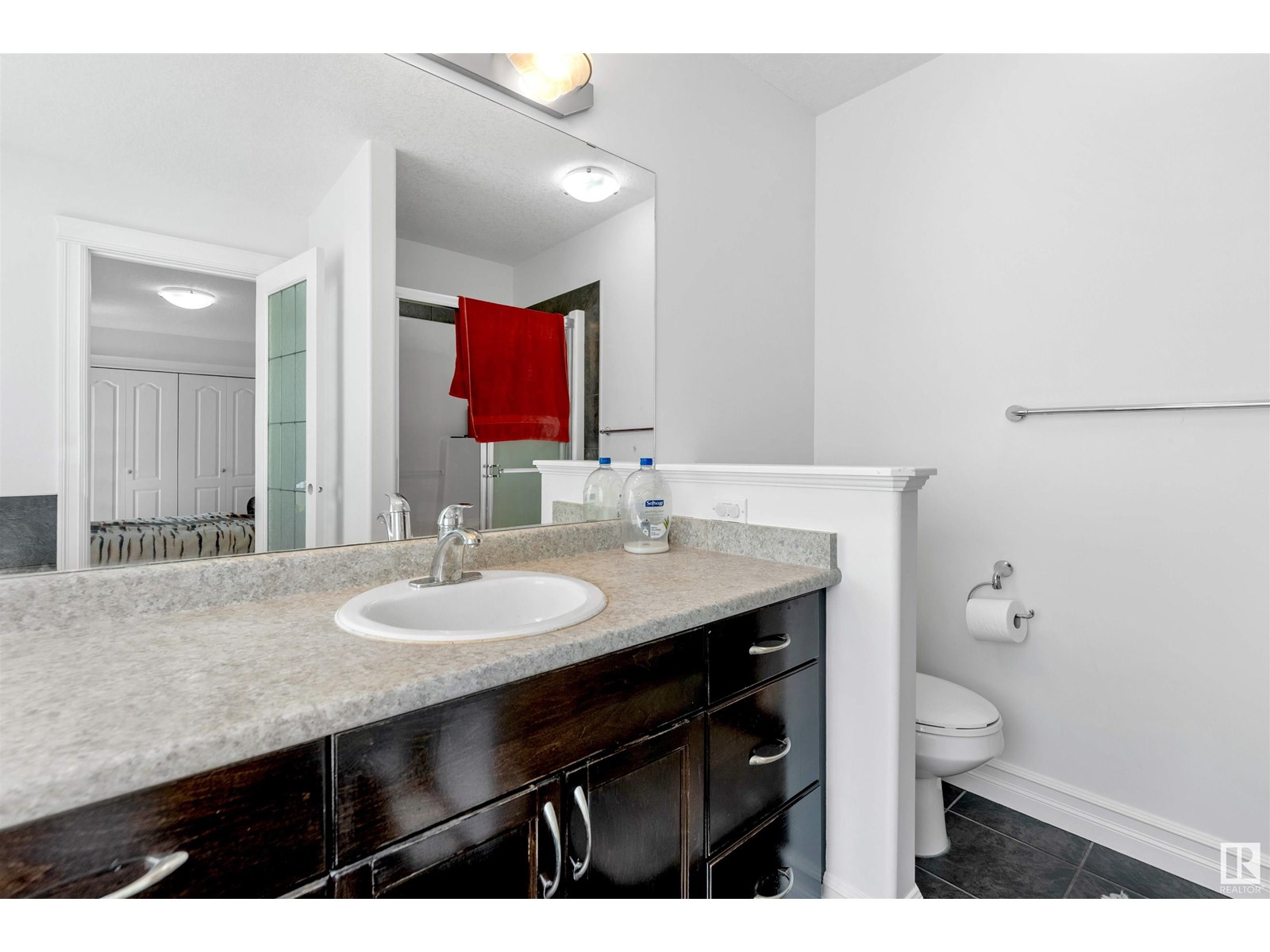 Photo 11 of 1115 61 St Sw, Edmonton AB