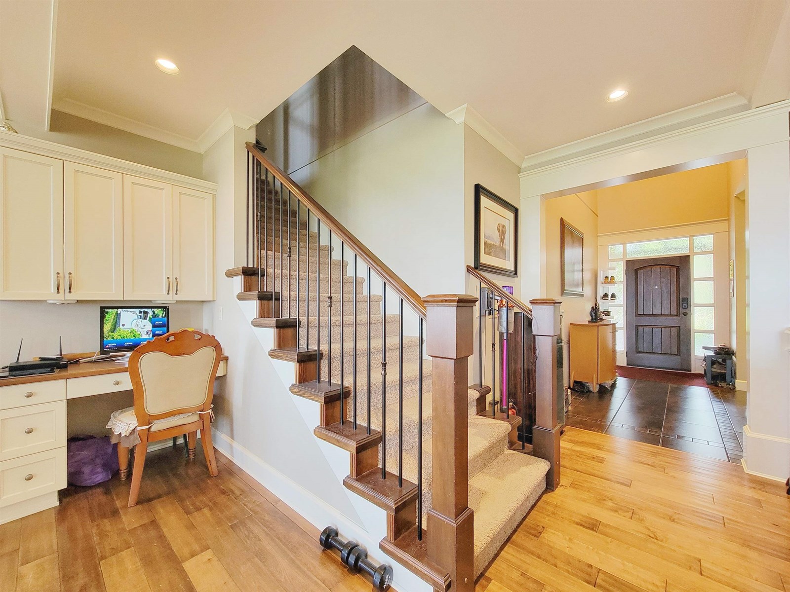 Photo 12 of 3493 Applewood Drive, Abbotsford BC