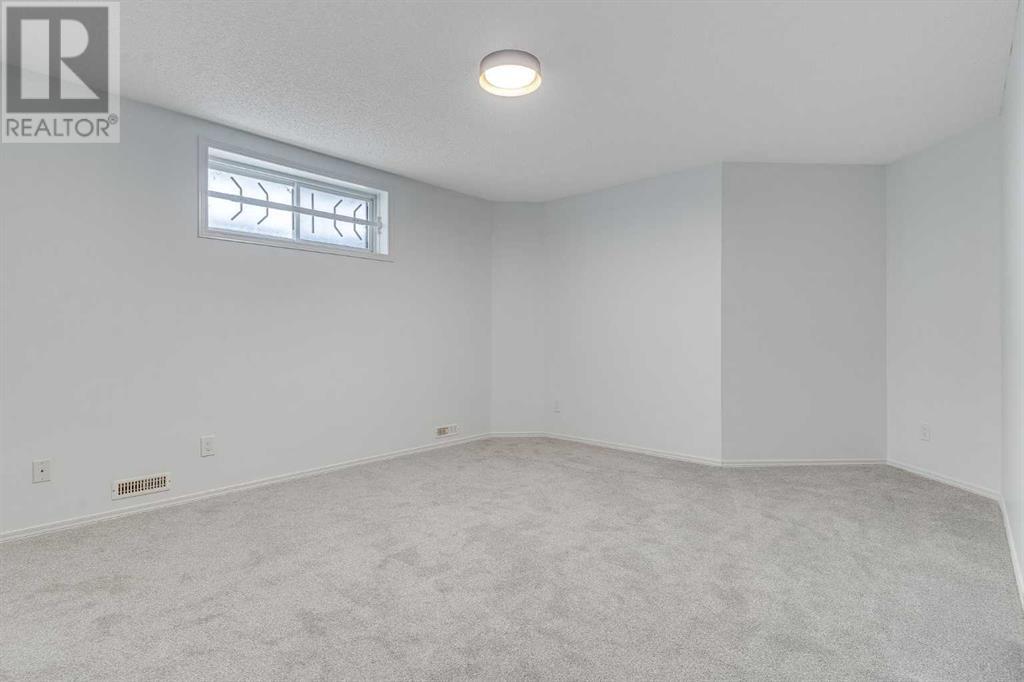 Single Family House Bungalow for Sale in  Coverton Heights NE Coventry Hills Calgary 