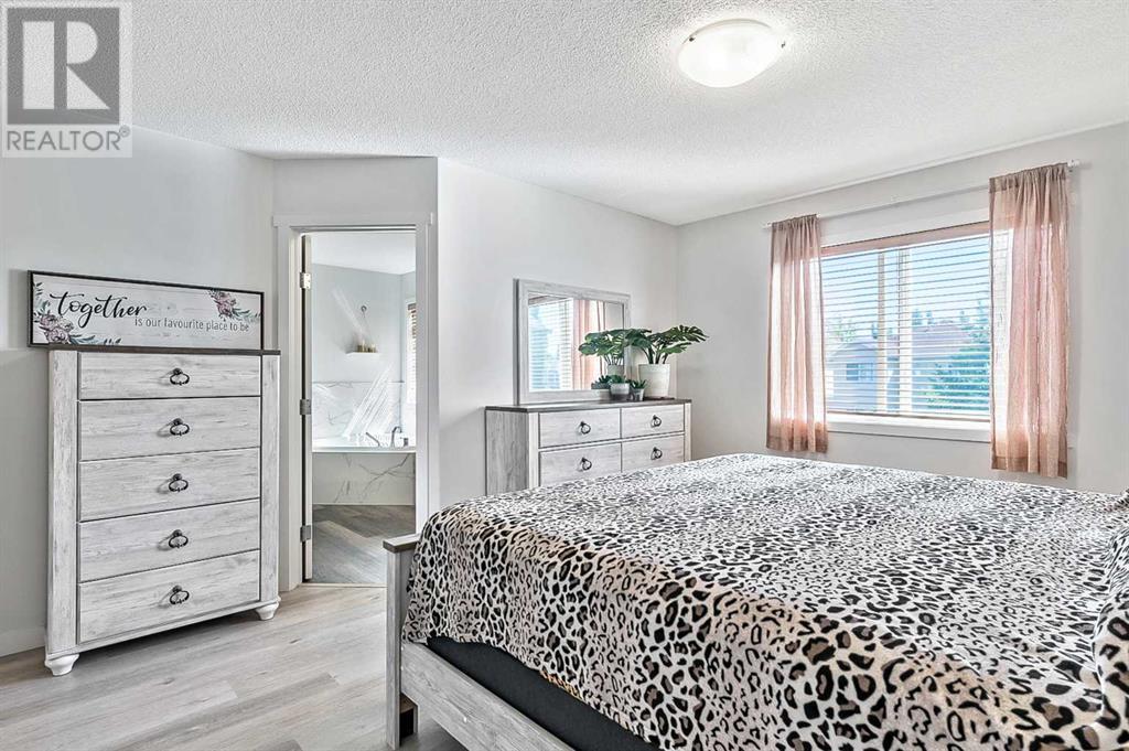 Single Family House for Sale in  Millview Bay SW Millrise Calgary 