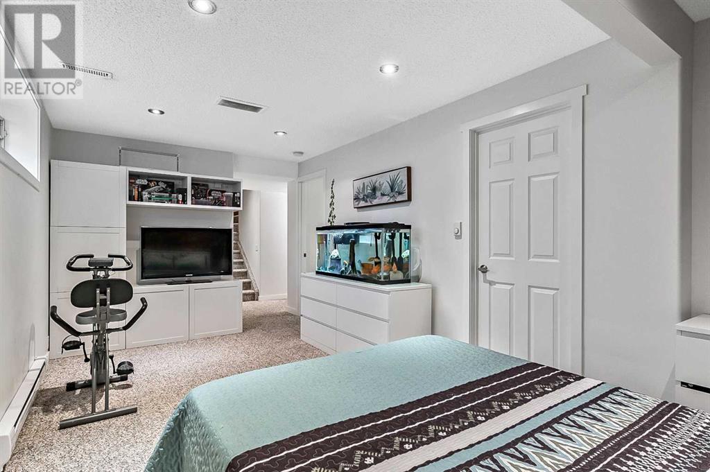Single Family House for Sale in  Millview Bay SW Millrise Calgary 