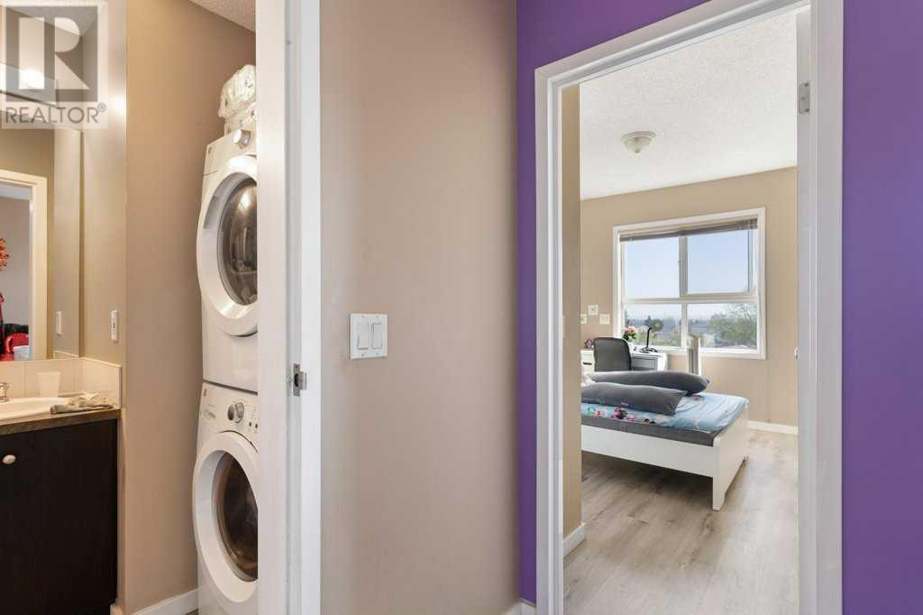 Single Family House for Sale in   Erin Woods Court SE Erin Woods Calgary 